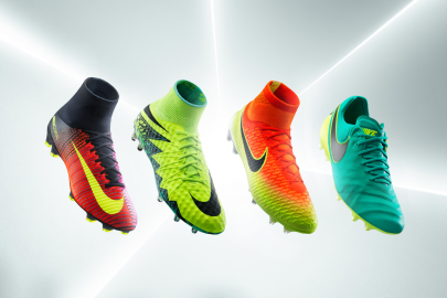 Nike Mercurial Superfly V e todo o Spark Brilliance Pack